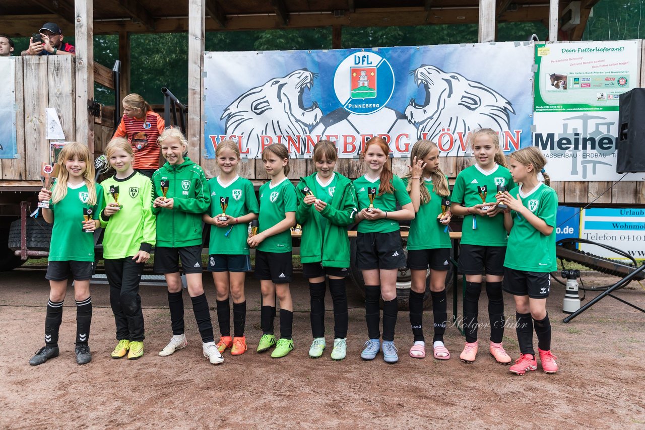 Bild 321 - Loewinnen Cup
